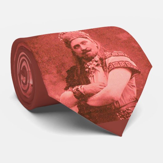 Cravate macho homme en rouge (Roulé)