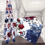 Cravate Mariage du Poppy & Peony Garden de la marine bourg<br><div class="desc">Un luxueux cravate mariage peint en aquarelle avec des pavots bleu marine et bordeaux et des pivoines dans un jardin enchanteur. Ce cravate mariage bleu marine et bordeaux est adapté à toutes les occasions.</div>