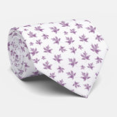 Cravate Mauve Aquarelle Maple Leaf Motif (Roulé)