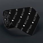 Cravate Meilleur homme qui répète le texte blanc sur le no<br><div class="desc">Ce cravate amusant est l'accessoire parfait pour le meilleur homme de votre mariage. Il présente un design simple mais élégant avec les mots "Meilleur homme" écrits dans tous les détails majuscules blanc qui se répètent dans un motif en diagonale sur un arrière - plan noir. Il y a des diamants...</div>