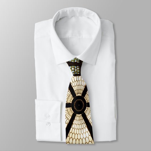 Cravate millénaire (Attaché)