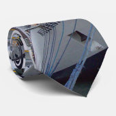 CRAVATE MILLÉNAIRE DE CÉLÉBRITÉ DE BATEAU DE CROISIÈRE (Roulé)