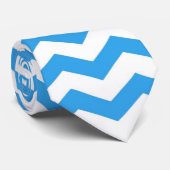 Cravate moderne, tendance, élégant bleu clair chevron zigz (Roulé)