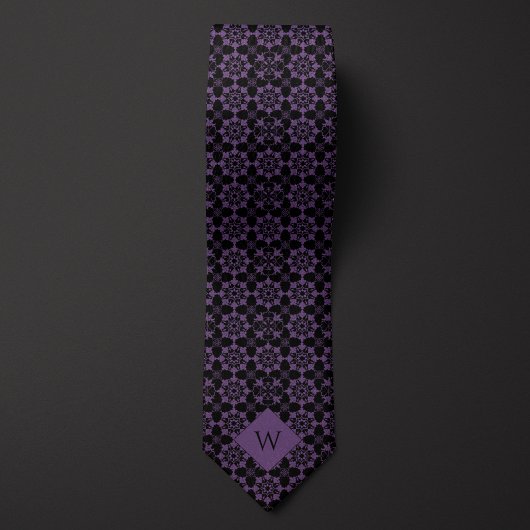 Cravate Monogramme complexe violet et noir arabesque