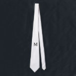 Cravate Monogramme et nom personnalisés<br><div class="desc">Monogramme personnalisé et cadeaux de nom avec monogramme personnalisé et nom dans le style de police serif classique. Parfait comme cadeaux de fête des pères pour papa, cadeaux pour grand-père, mari, marié, meilleur homme, groomsmen et plus.</div>