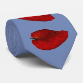 Cravate montrant la chute rouge de feuille (Roulé)