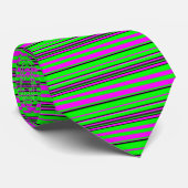 Cravate Motif à rayures couleur noir rose chaud (Roulé)