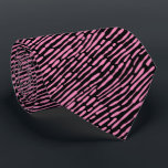 Cravate Motif Abstrait 140523 - rose et noir<br><div class="desc">Un motif abstrait sans soudure composé de lignes irrégulières dessinées à la main, créant un effet de texture intéressant. N.B. La couleur de ligne peut être customisée.</div>