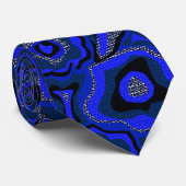 Cravate Motif abstrait bleu noir et indigo. (Roulé)