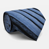 Cravate Motif Abstrait noir et bleu (Roulé)