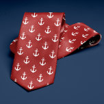 Cravate Motif Ancres rouges<br><div class="desc">Design nautique élégant parfait pour des journées décontractées au bureau ou un week-end à la plage.</div>