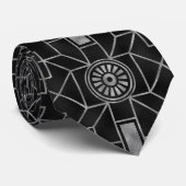 Cravate Motif Art déco argenté et noir (Roulé)