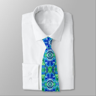 Cravate Motif Batik de papillon et de médaillon en bleu