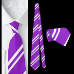 Cravate Motif blanc pourpre<br><div class="desc">Cravate Motif à rayures blanches violettes.</div>