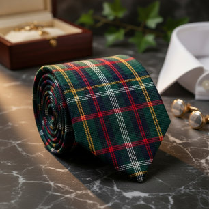 Cravate Motif carreauté tartan vert et rouge classique