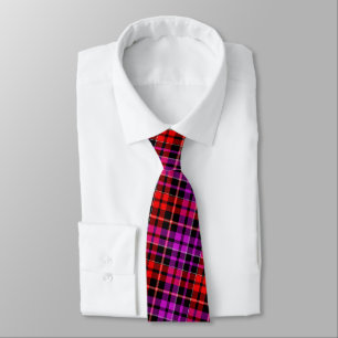 Cravate Motif carreaux tartan noir rouge violet