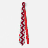 Cravate Motif Chevron dans les tons rouges (Devant)