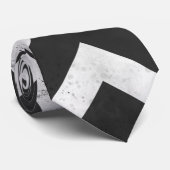 Cravate Motif chevron rustique noir et blanc (Roulé)