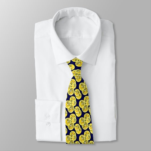 Cravate Motif Citrus Lemon Slices sur fond bleu foncé (Attaché)