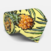 Cravate Motif d'ananas tropical sur jaune (Roulé)