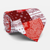 Cravate Motif de couture patchwork bandana rouge (Roulé)