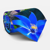 Cravate Motif de fleurs bleues profondes (Roulé)