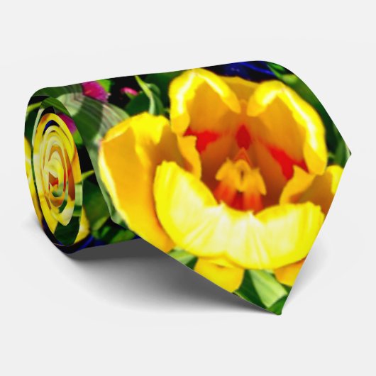 Cravate Motif de fleurs jaune vif (Roulé)