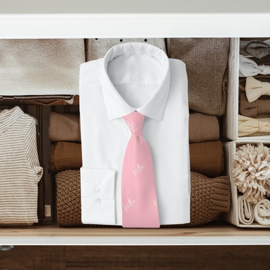 Cravate Motif de nom blanc rose