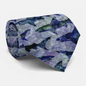 Cravate Motif de requin dans pourpre et bleu (Roulé)
