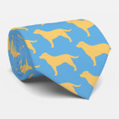 Cravate Motif de silhouettes de trieuse du Labrador jaune (Roulé)