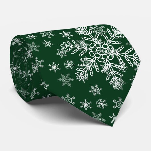 Cravate Motif de Snowflakes blanc sur Deep Forest Green (Roulé)