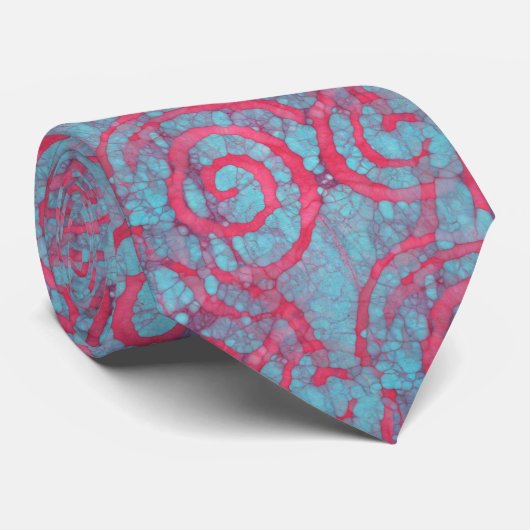 Cravate Motif de spirales en batik funky bleu rose vif (Roulé)