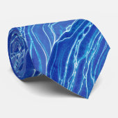 Cravate Motif de vagues abstraites bleues et blanches (Roulé)