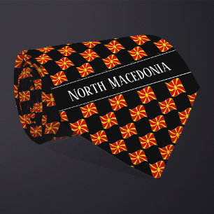 Cravate Motif du drapeau de la Macédoine du Nord