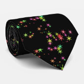 Cravate motif étoile coloré sur noir (Roulé)