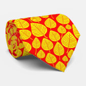 Cravate Motif feuille 02 - Jaune sur rouge (Roulé)