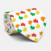 Cravate Motif feuille d'érable coloré (Roulé)