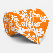 Cravate Motif Floral Orange Et Blanc (Roulé)
