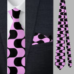 Cravate Motif géométrique coloré<br><div class="desc">Motif géométrique coloré.</div>