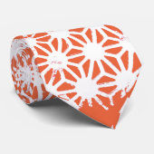 Cravate Motif géométrique orange et blanc (Roulé)