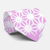 Cravate Motif géométrique rose (Roulé)