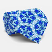 Cravate Motif hexagonal de flocon de neige, bleu et blanc (Roulé)