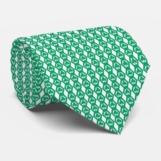 Cravate Motif Hexagone Blanc Vert Trèfle (Roulé)