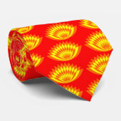 Cravate Motif Lotus Fan - Jaune et orange sur rouge (Roulé)