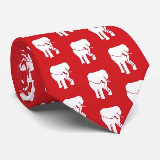 Cravate Motif mignon d'objet superflu sur le rouge ou (Roulé)