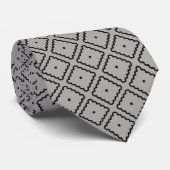 Cravate Motif noir et gris argenté (Roulé)