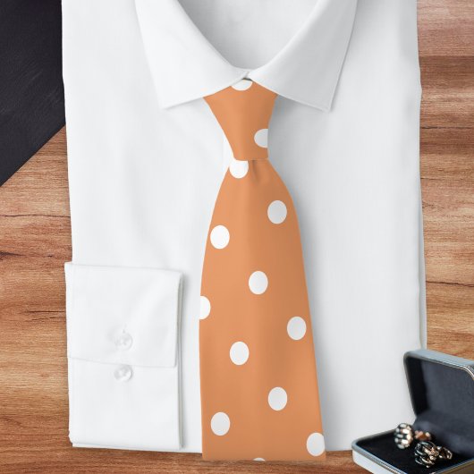 Cravate Motif pois blancs caramel