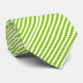 Cravate Motif rayé chevron vert citron et blanc (Roulé)