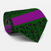 Cravate Motif rayé violet et vert (Roulé)