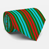 Cravate Motif rayures vert rouge bleu   (Roulé)